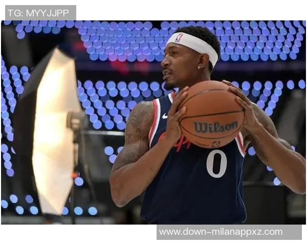 赛后采访中卢无意提及比尔缺阵对比赛影响深远 赛后采访中卢无意提及比尔缺阵对比赛影响深远