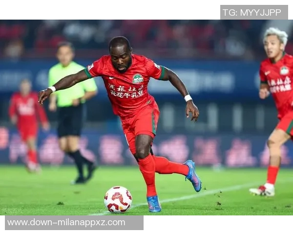 阿奇姆彭获河南队续约合同有望开启职业生涯第三个赛季