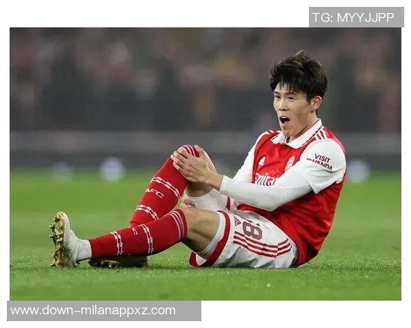 富安健洋今夏与阿森纳解约将与阿贾克斯签约半年开启新篇章