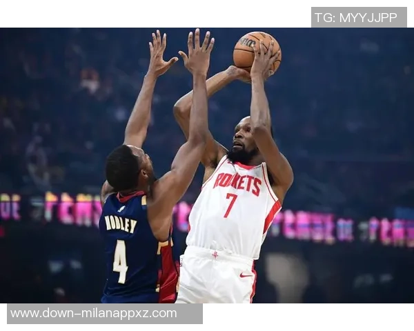 杜兰特谈防守与进攻的双重责任助力球队全方位提升